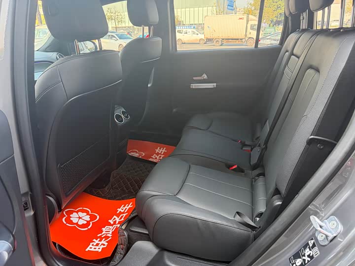 Фото 5 - Mercedes-Benz GLB-Class