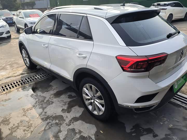 Фото 5 - Volkswagen T-Roc