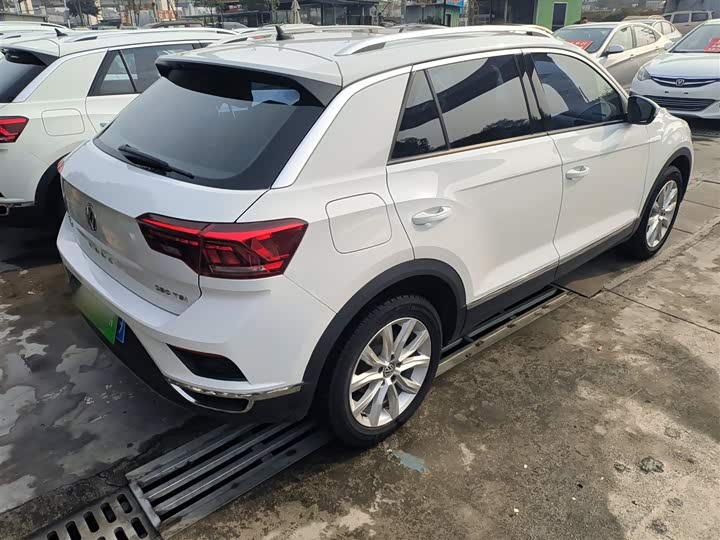 Фото 7 - Volkswagen T-Roc