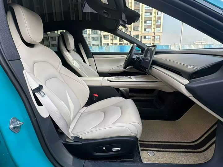 Фото 9 - Xiaomi SU7