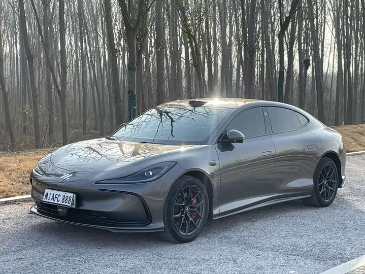 Фото 1 - IM motors L6