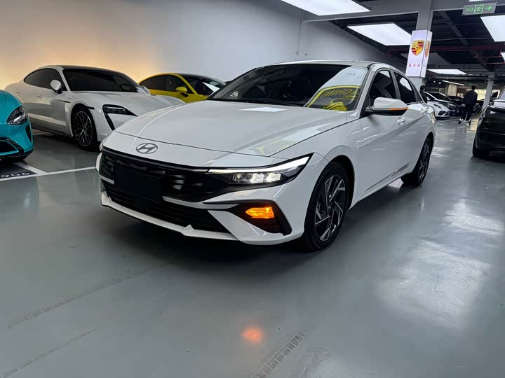 Фото 1 - Hyundai Elantra N line