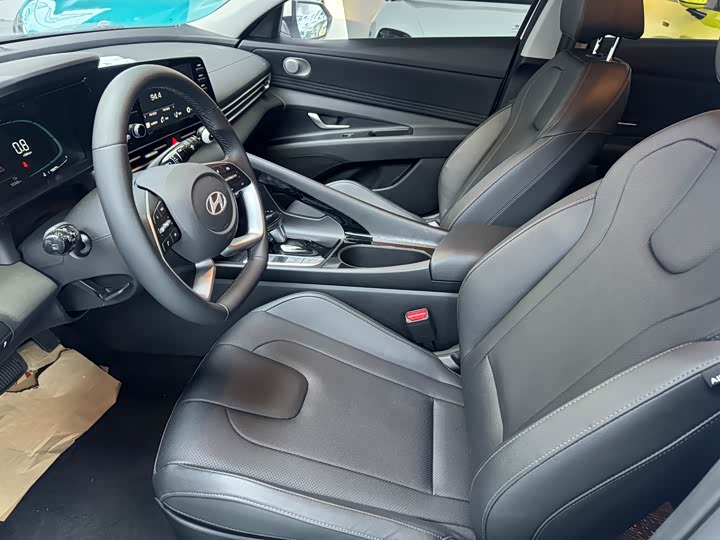 Фото 3 - Hyundai Elantra N line