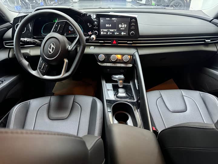 Фото 6 - Hyundai Elantra N line