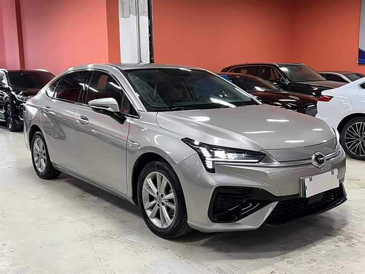 Фото 4 - GAC Aion S