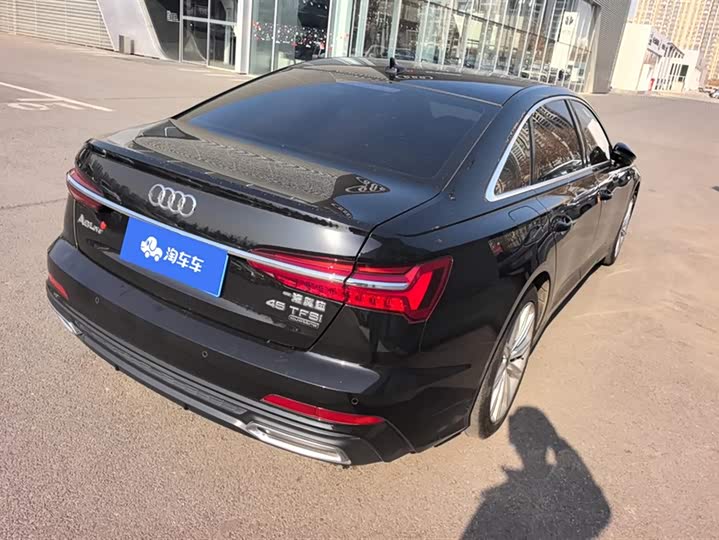Фото 3 - Audi A6L