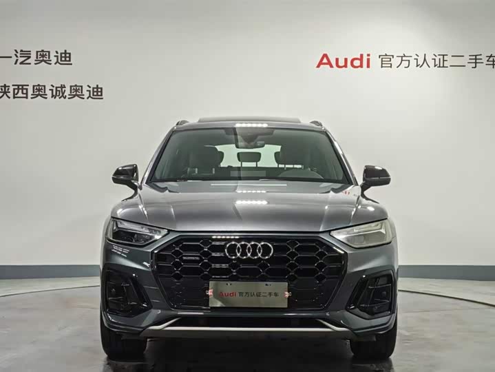 Фото 2 - Audi Q5L