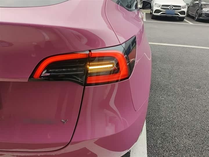 Фото 8 - Tesla Model Y