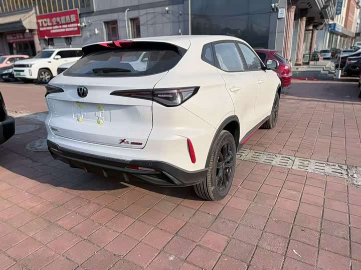 Фото 8 - Changan X5 Plus