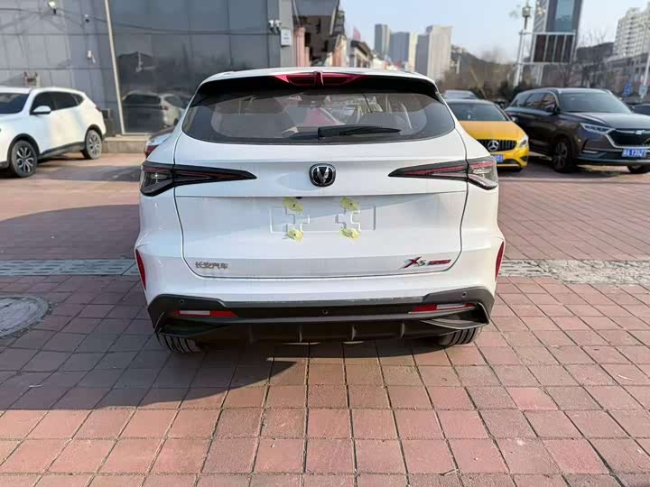 Фото 9 - Changan X5 Plus