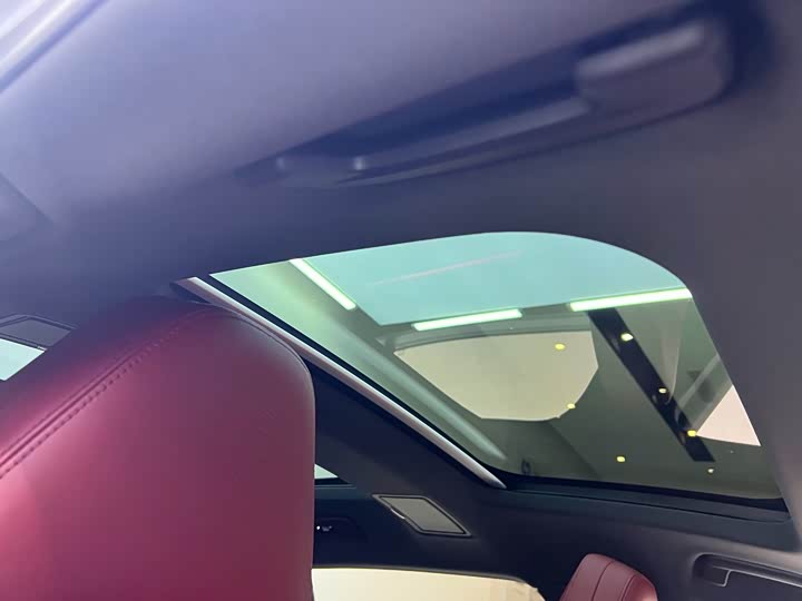 Фото 8 - Porsche Panamera