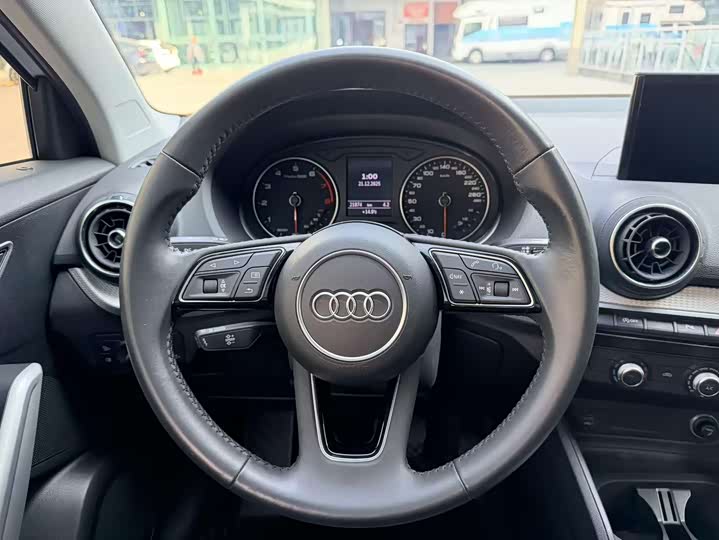 Фото 4 - Audi Q2L