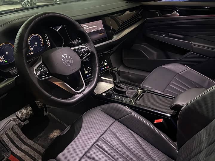 Фото 6 - Volkswagen Passat