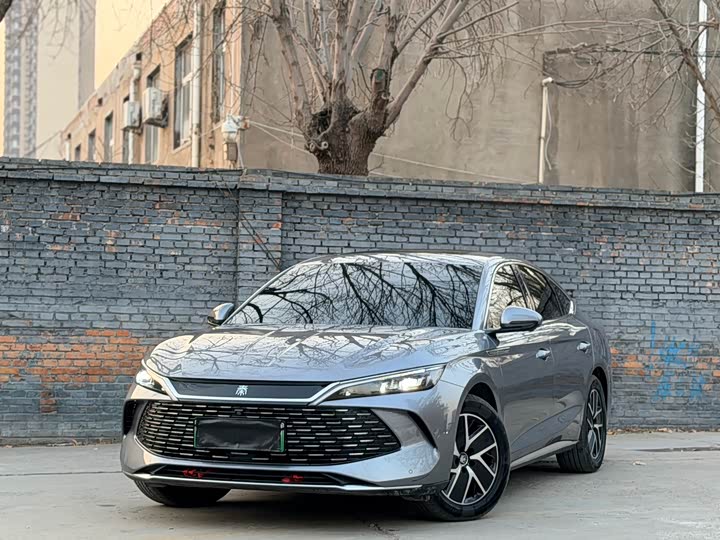 Фото 1 - BYD Qin L