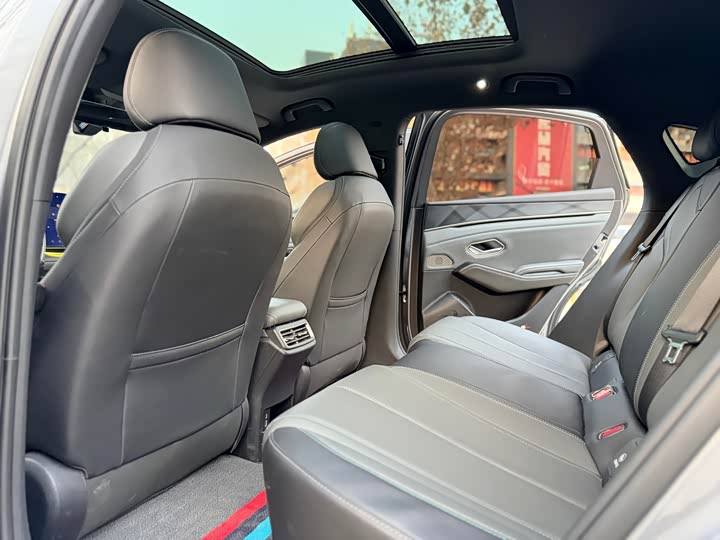 Фото 7 - BYD Qin L