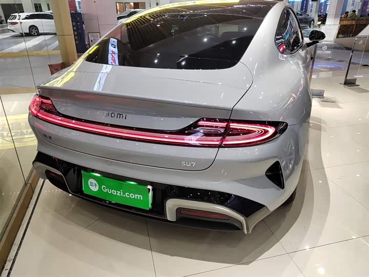 Фото 7 - Xiaomi SU7