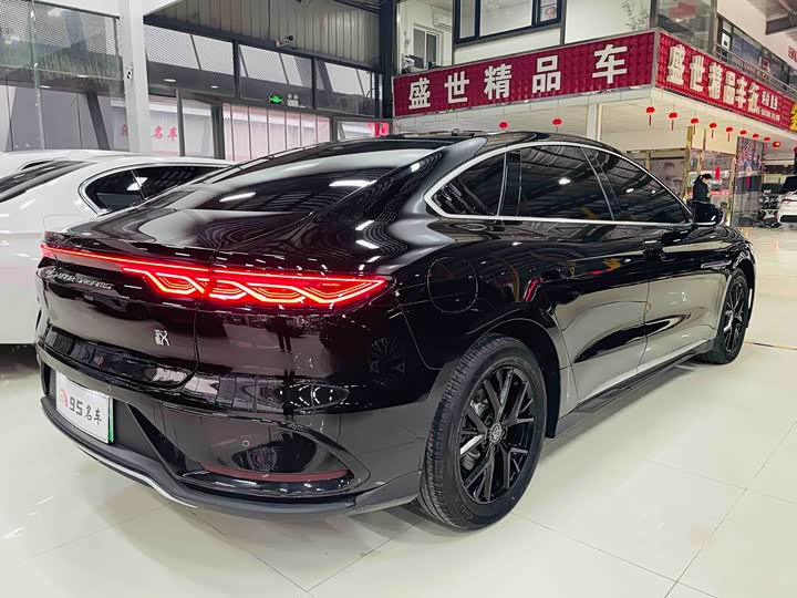 Фото 4 - BYD Han