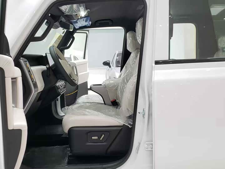 Фото 4 - Chery iCar V23