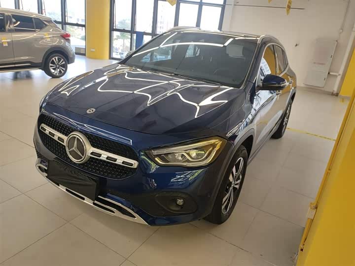 Фото 2 - Mercedes-Benz GLA-Class