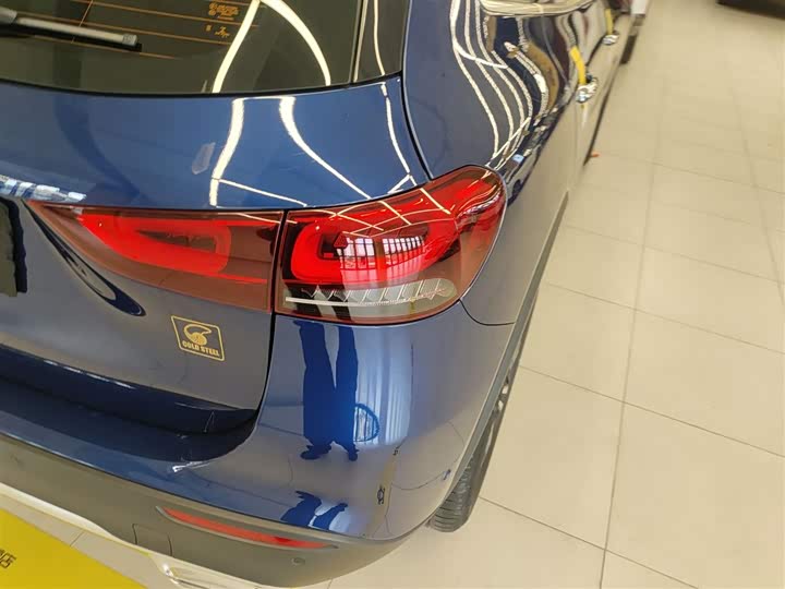 Фото 8 - Mercedes-Benz GLA-Class