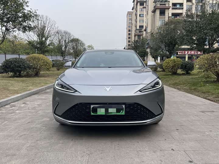 Фото 2 - BAIC Arcfox Alpha S