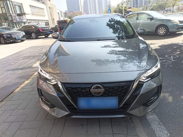 Фото 3 - Nissan Sylphy