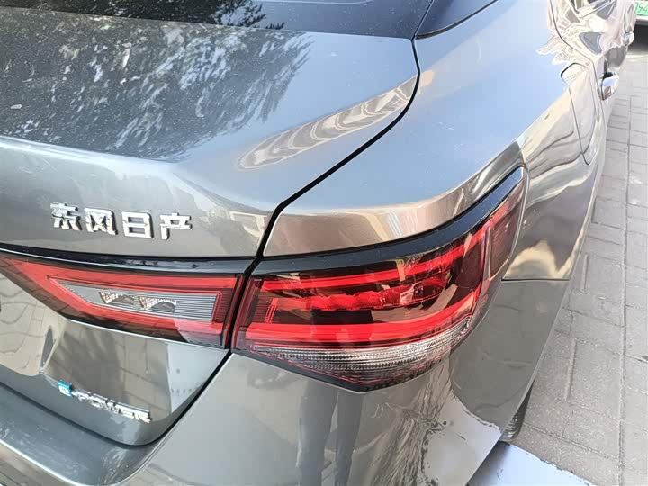 Фото 8 - Nissan Sylphy