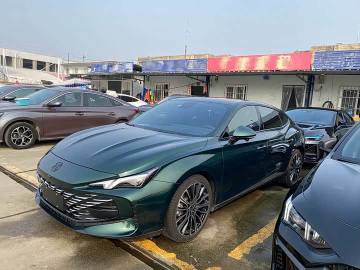 Фото 1 - MG Motor 7