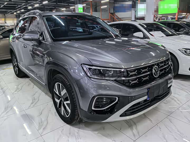 Фото 3 - Volkswagen Tayron