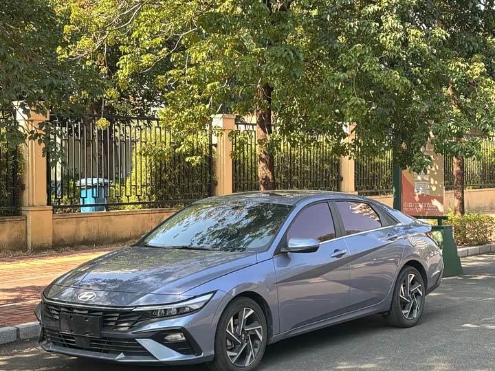 Фото 1 - Hyundai Elantra N line