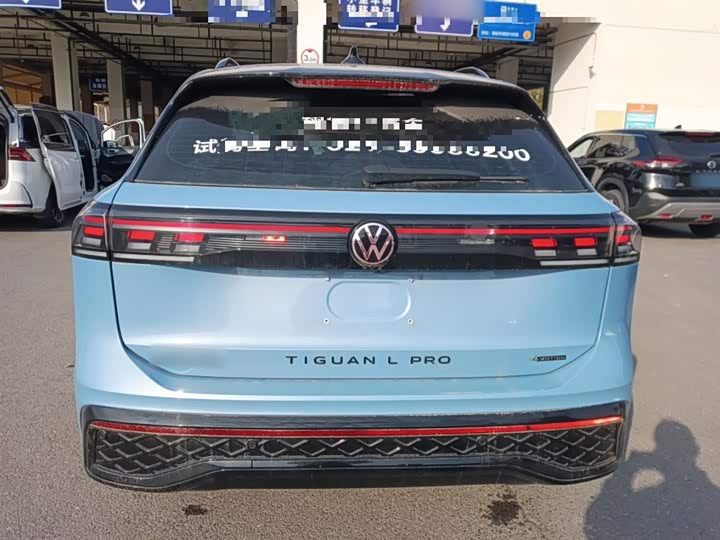 Фото 6 - Volkswagen Tiguan L Pro