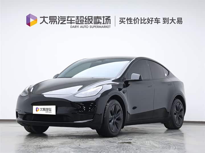 Фото 1 - Tesla Model Y