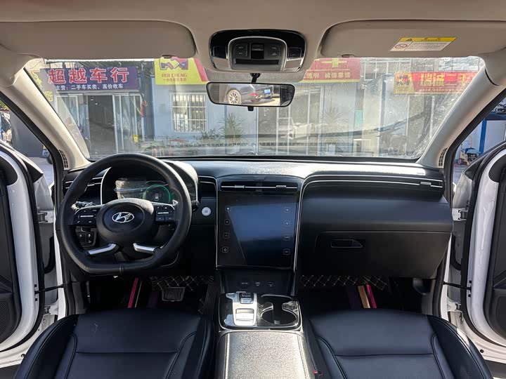 Фото 9 - Hyundai Tucson L