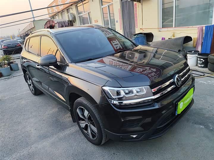 Фото 4 - Volkswagen Tharu