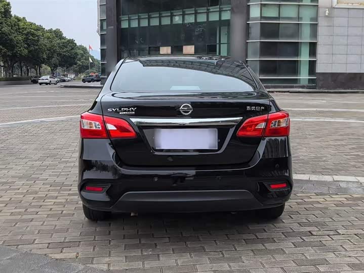 Фото 6 - Nissan Sylphy