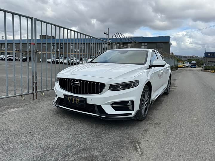 Фото 1 - Geely Preface