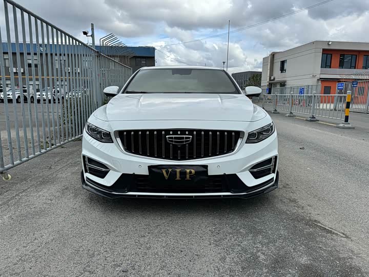 Фото 2 - Geely Preface