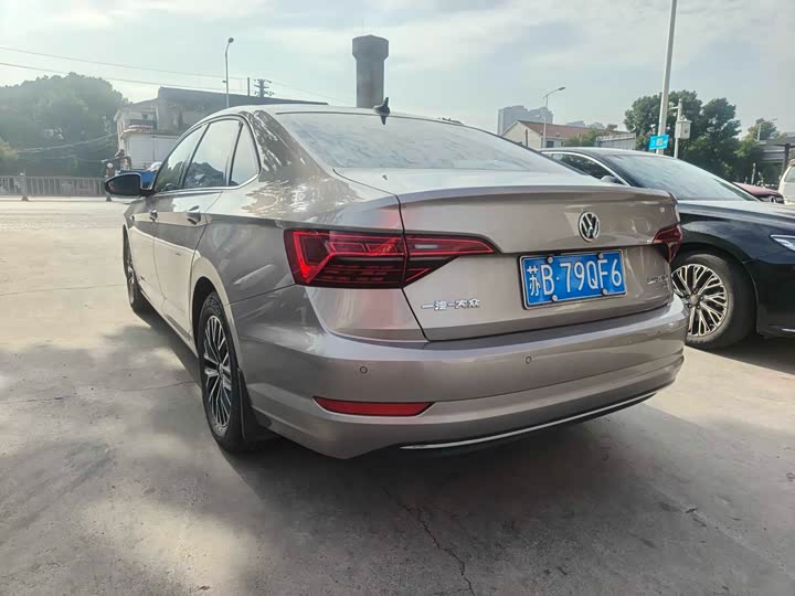 Фото 6 - Volkswagen Sagitar L