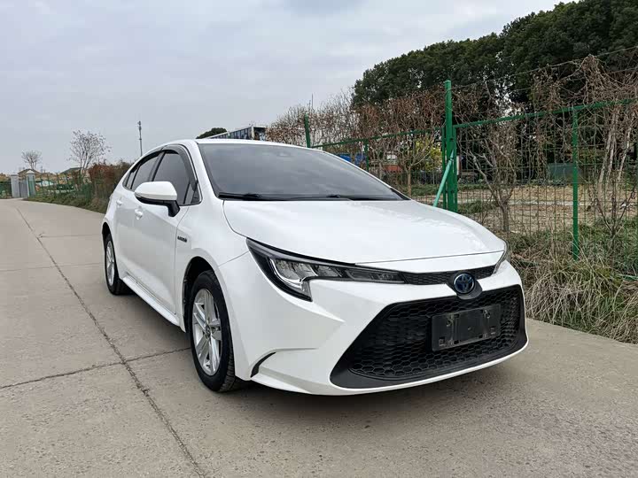 Фото 3 - Toyota Levin