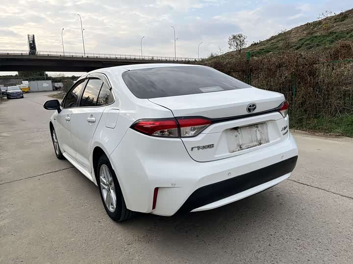 Фото 9 - Toyota Levin