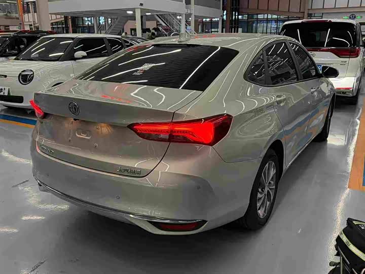 Фото 6 - Buick Verano