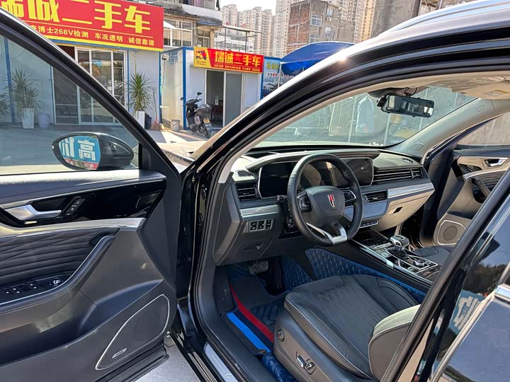 Фото 7 - Hongqi HS5
