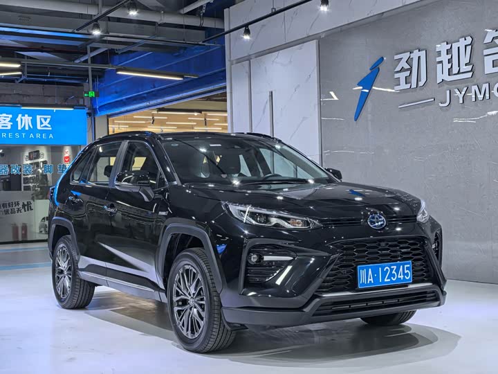 Фото 2 - Toyota Wildlander