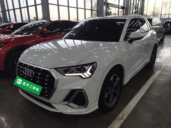 Фото 2 - Audi Q3
