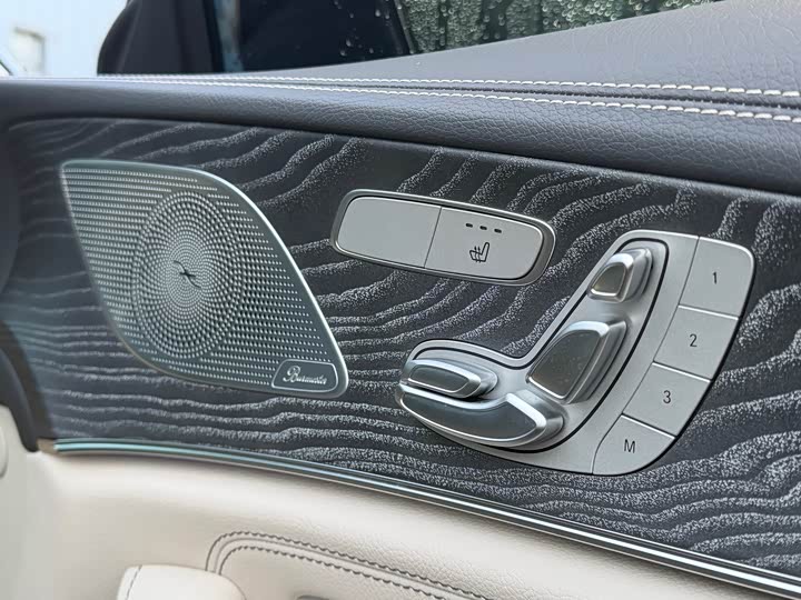 Фото 6 - Mercedes-Benz CLS-Class