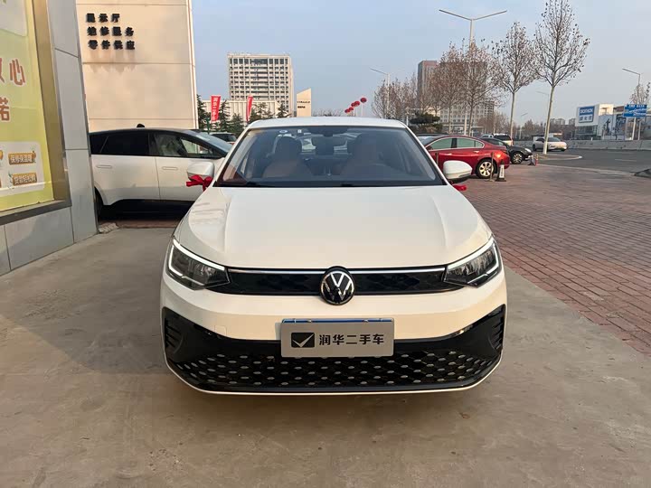 Фото 9 - Volkswagen Lavida