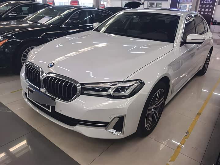 Фото 1 - BMW 5 Series