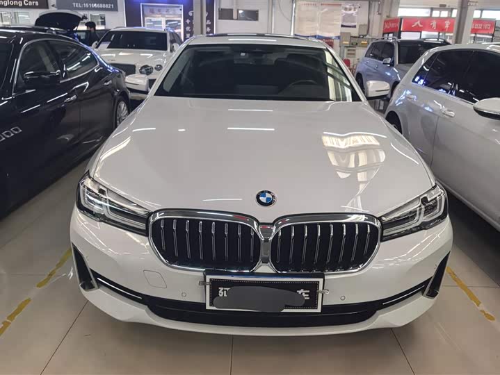 Фото 2 - BMW 5 Series