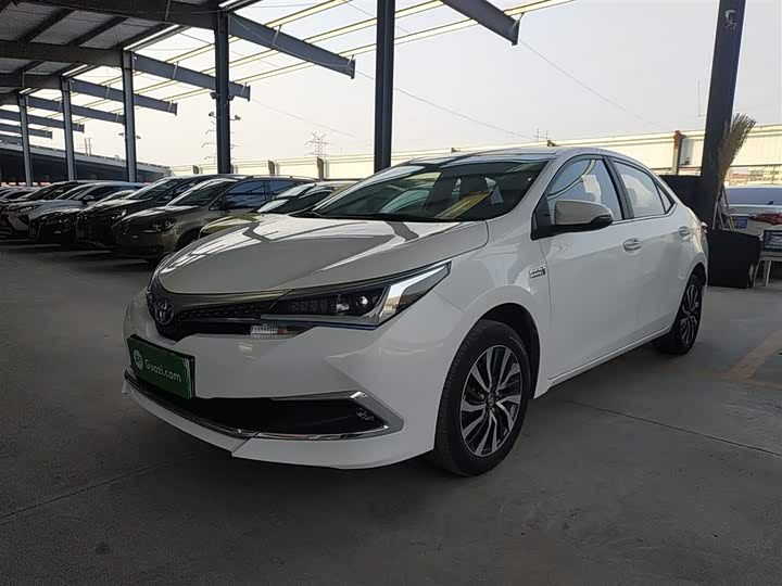 Фото 2 - Toyota Corolla Hybrid