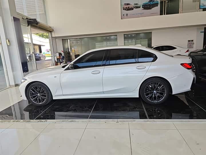 Фото 5 - BMW 3 Series